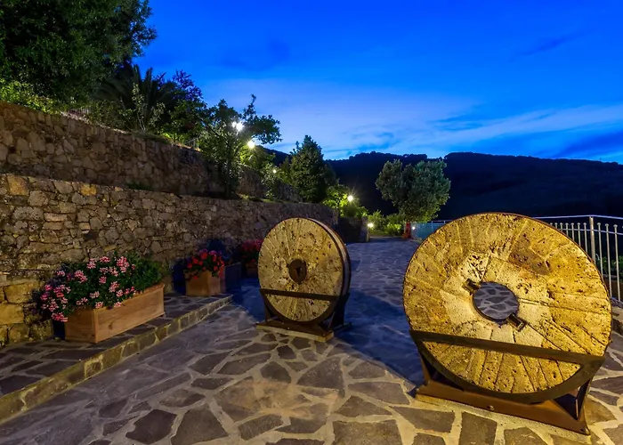 Borgo Dell'uccellaia - Ambra Βίλα