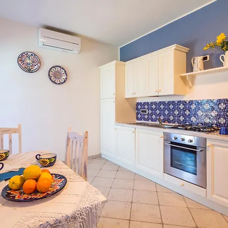 Borgo Dell'uccellaia - Ambra مارتْشانا مارينا